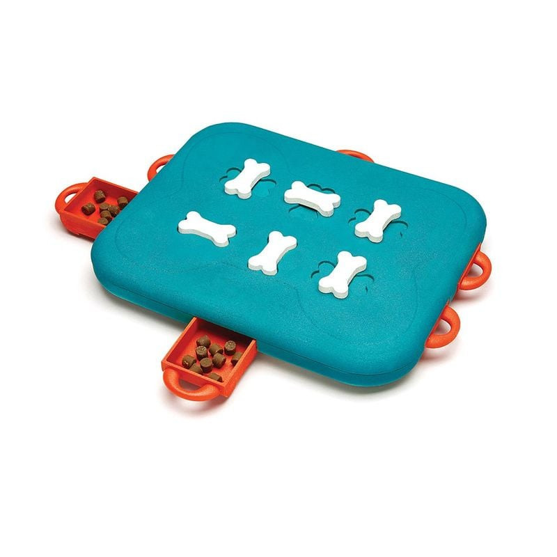 Nina Ottosson Outward Hound 1966167 Dog Casino jouet interactif puzzle pour chien, vue de face montr