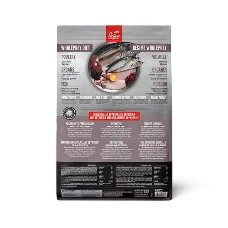 Packshot de Orijen croquettes chat Fit & Trim 1,8 kg, avec design de l'emballage et des aliments vis