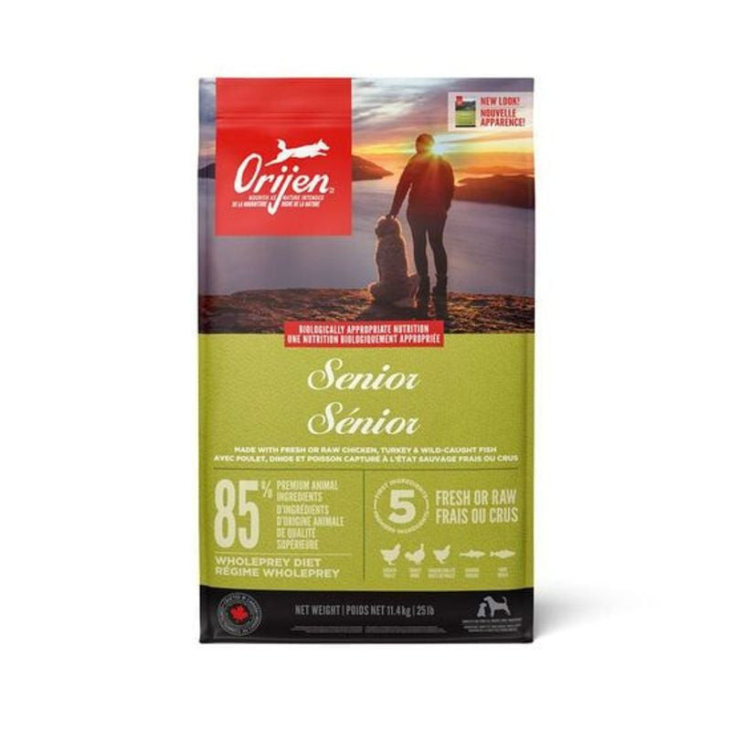 Packshot du sac de croquettes Orijen pour chien senior, format 11,4kg, avec design de la marque.