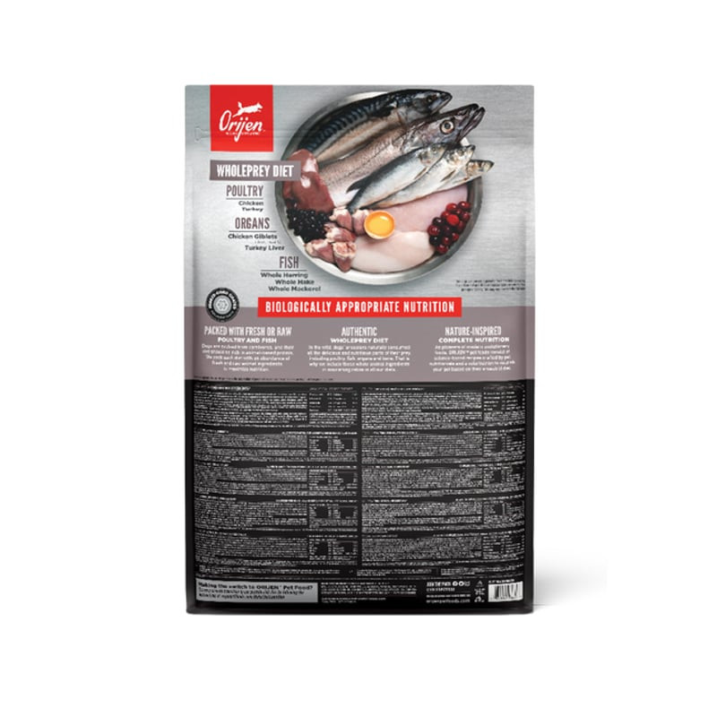 Vue arrière du sac de croquettes ORIJEN Fit & Trim avec liste d'ingrédients et informations nutritio