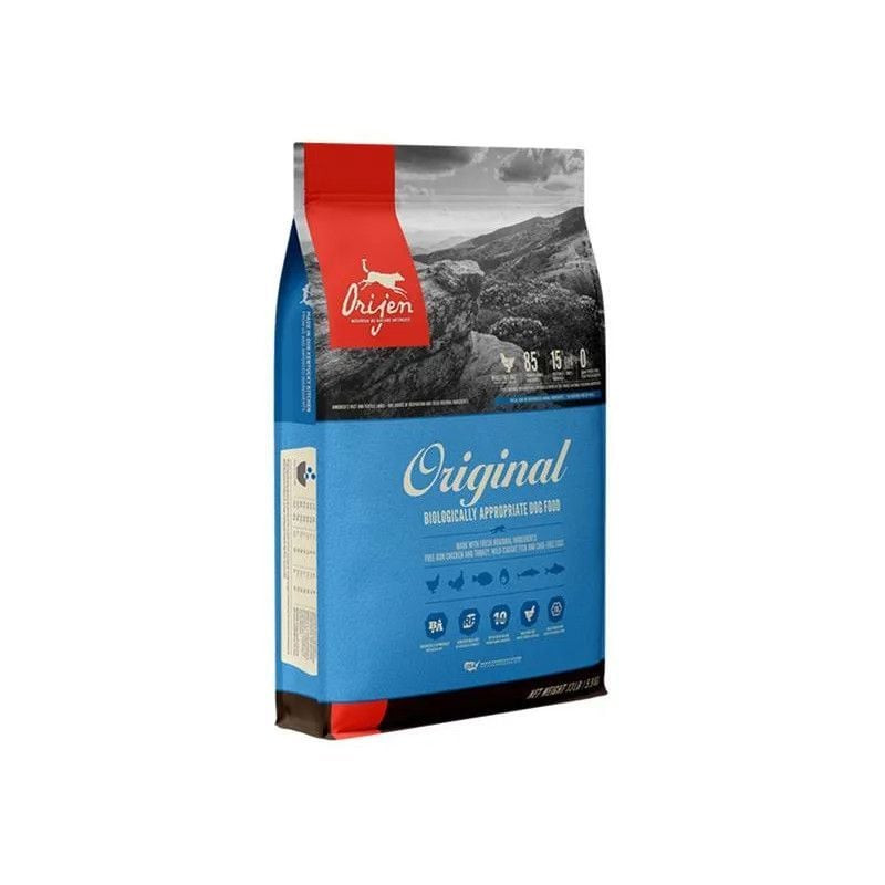 Gros plan sur la texture du sac de croquettes ORIJEN Original, montrant la qualité des croquettes et