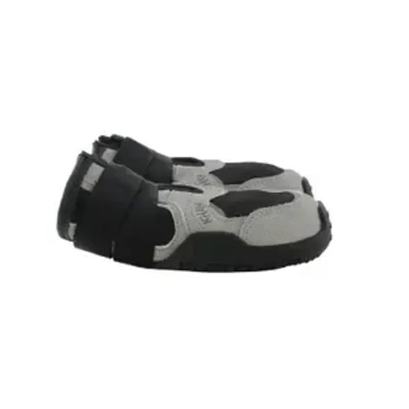 Vue de côté des chaussures pour chien I-Dog Khan Pad N'Polar 64mm Noir, mettant en avant l'empeigne 
