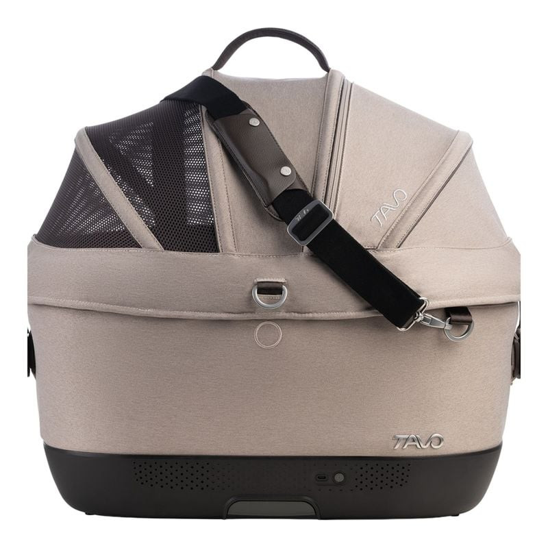 Siège auto Tavo Pets Maeve Iso5x Wind Fawn, vue avant avec canopy, connecteurs ISOFIX et ventilateur