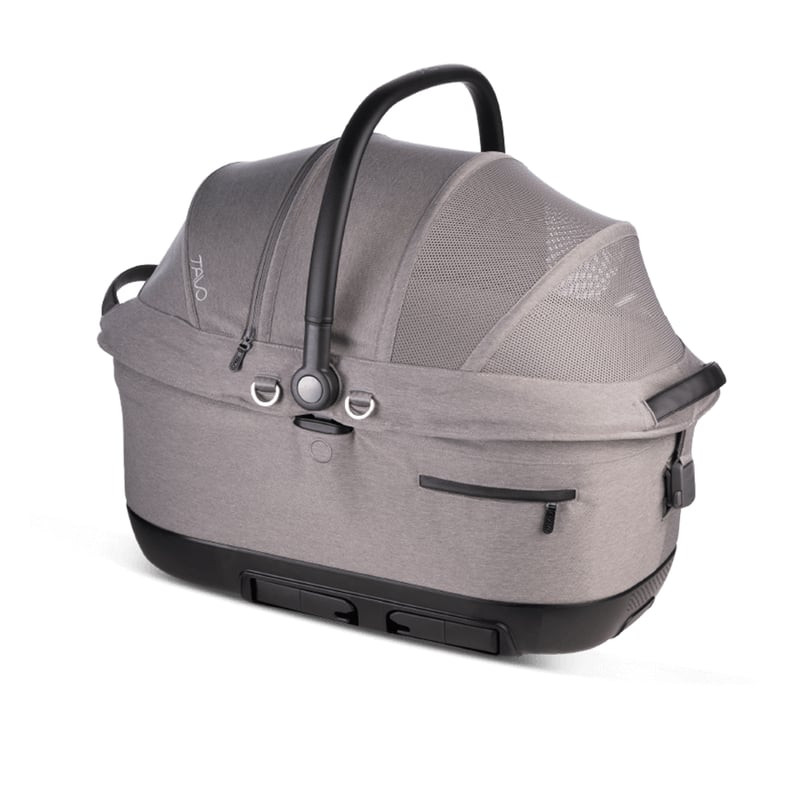 Vue latérale du siège auto pour animaux Tavo Pets Maeve Iso6X 1116452, mettant en valeur l'intérieur