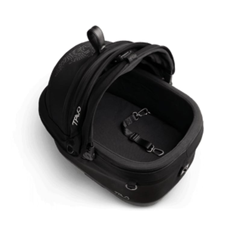 Vue arrière du siège auto Tavo Pets Maeve Iso5x Merle avec connecteurs ISOFIX.