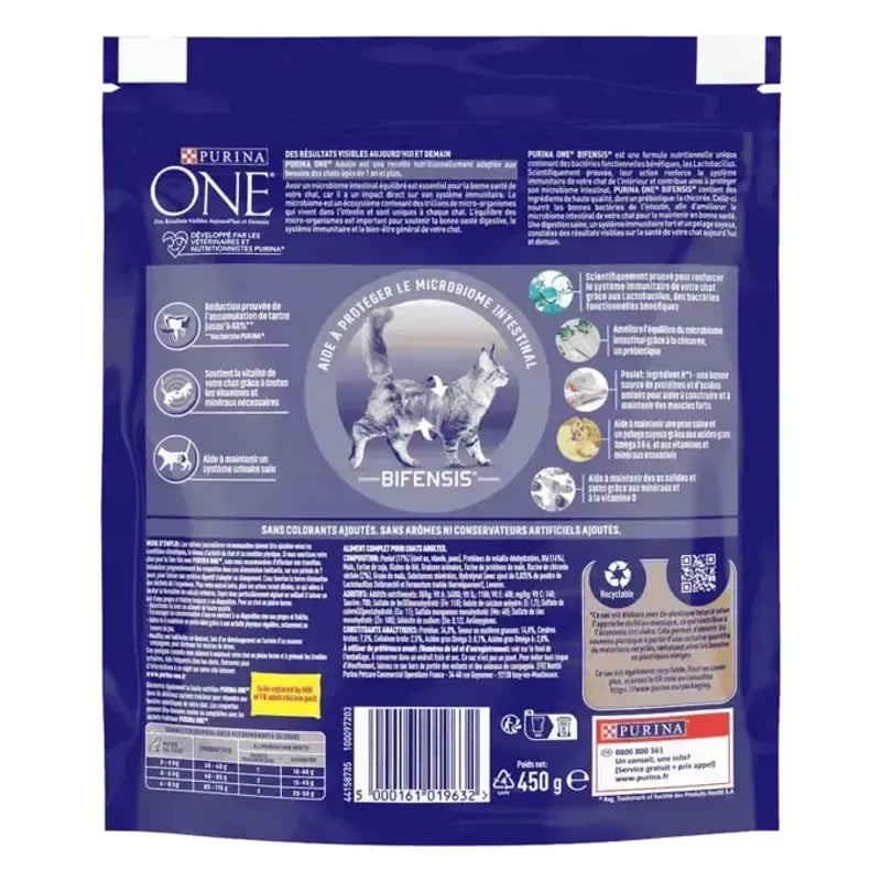 Gros plan du sac Purina ONE Bifensis chat adulte montrant le logo de la formule Bifensis et ses avan