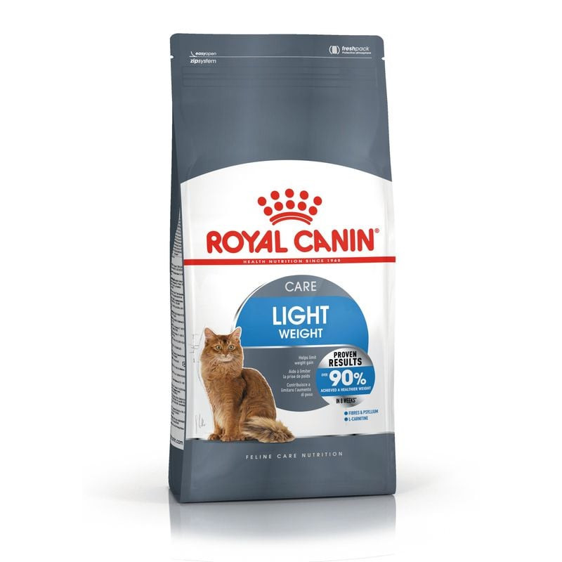 Sac de croquettes Royal Canin Light Weight Care vue de face sur fond blanc