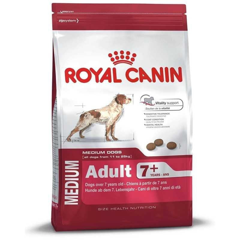 Sac de croquettes Royal Canin Medium Adult 7+ en vue inclinée montrant les bénéfices nutritionnels e