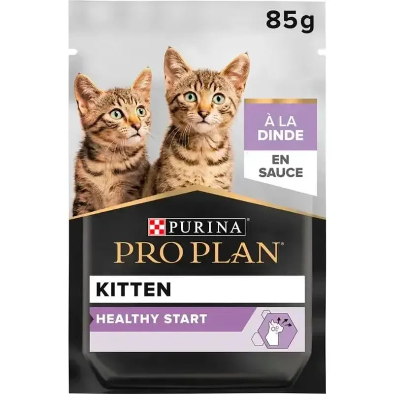 Vue de face d'un sachet individuel de 85g de pâtée PRO PLAN pour chaton à la dinde en sauce, présent