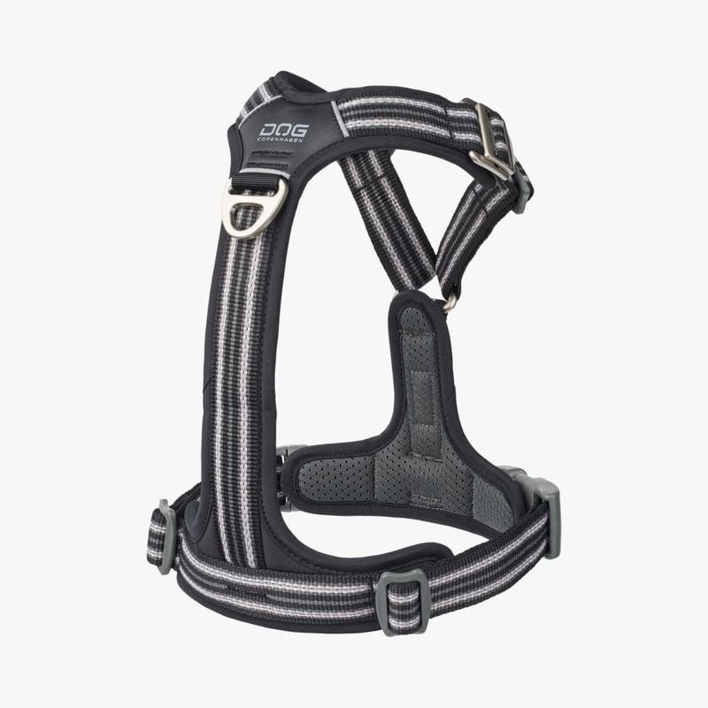 Harnais chien DOG Copenhagen Comfort Walk Air 3.0 - vue de face montrant la boucle en aluminium et l