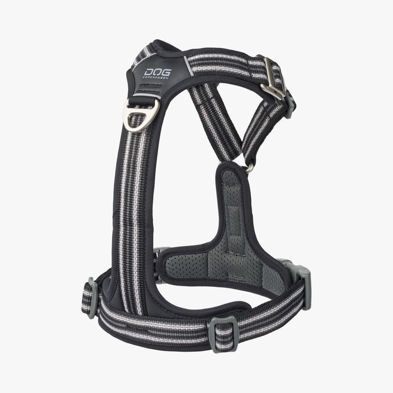 Harnais Comfort Walk Air DOG Copenhagen noir sur fond blanc.