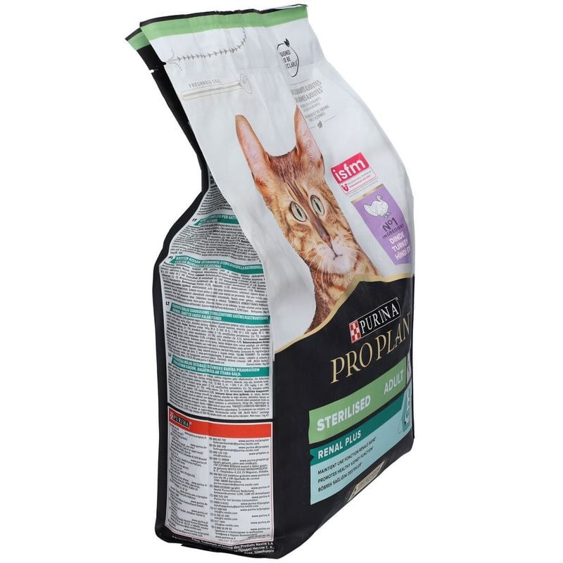 Vue arrière du sac de croquettes Pro Plan à la dinde pour chats stérilisés avec liste d'ingrédients.