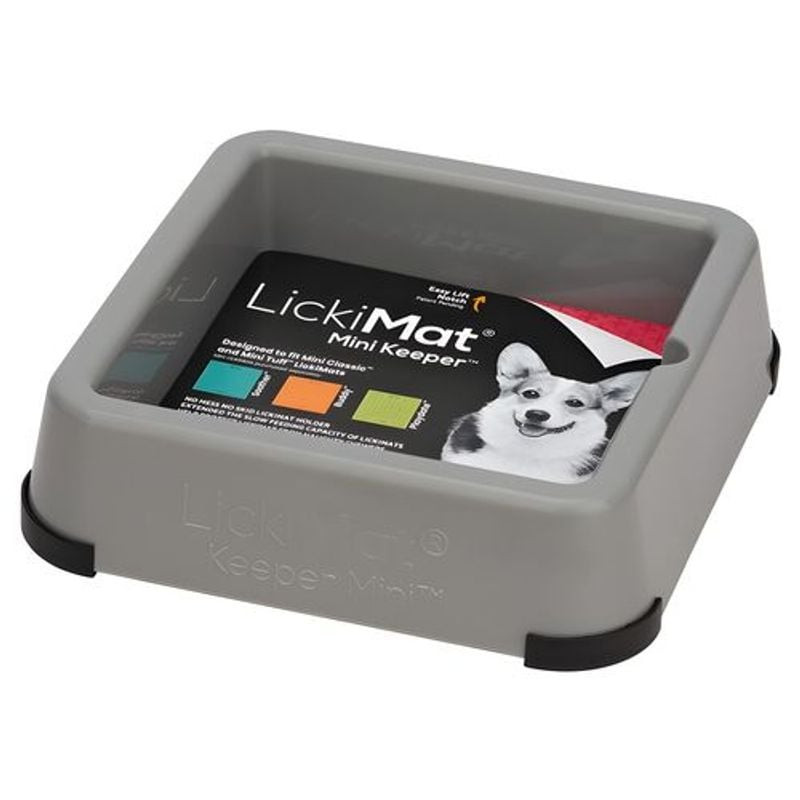Support anti-dérapant LickiMat Mini Keeper gris pour chien et chat, vu sur une surface plane avec pi