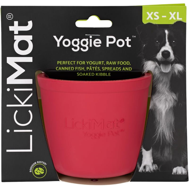 Packshot de la gamelle à lécher LickiMat Yoggie Pot rouge pour chien, bol texturé en caoutchouc natu