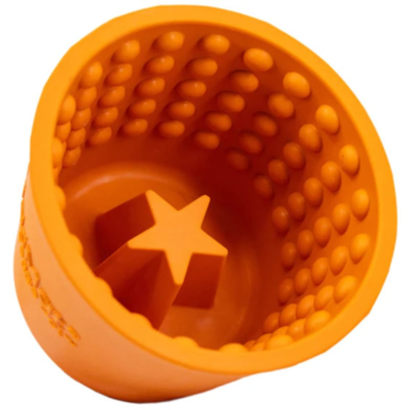 Bol à lécher LickiMat Yoggie Pot orange sur fond blanc