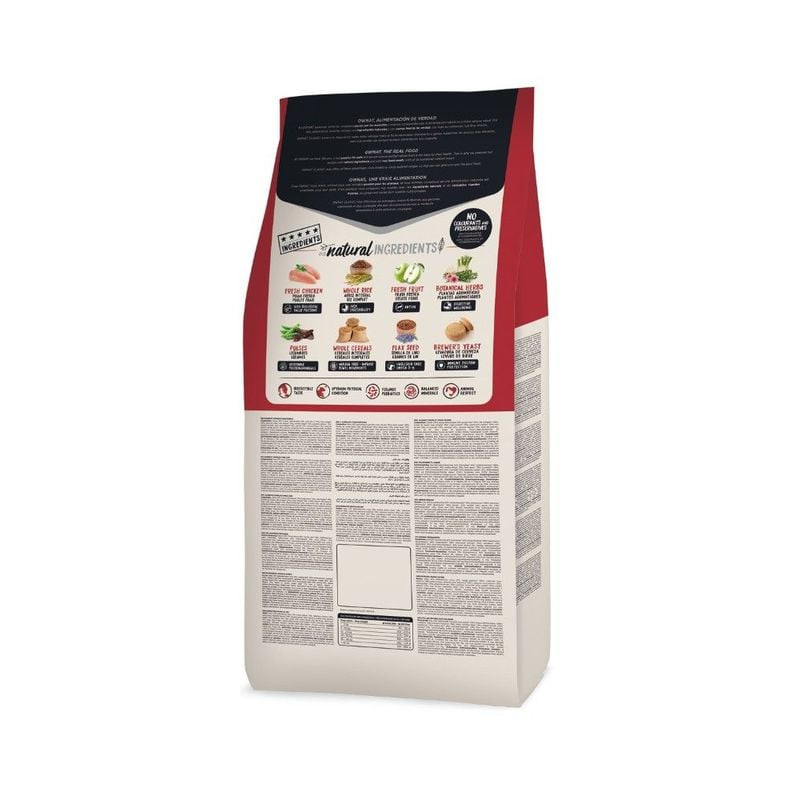Packshot du sac de croquettes Ownat Classic Complet avec poulet frais et céréales complètes