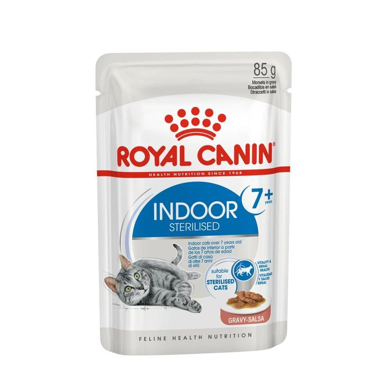 Pâtée pour chat Royal Canin Indoor 7+ : vue avant du sachet avec nom et avantages.