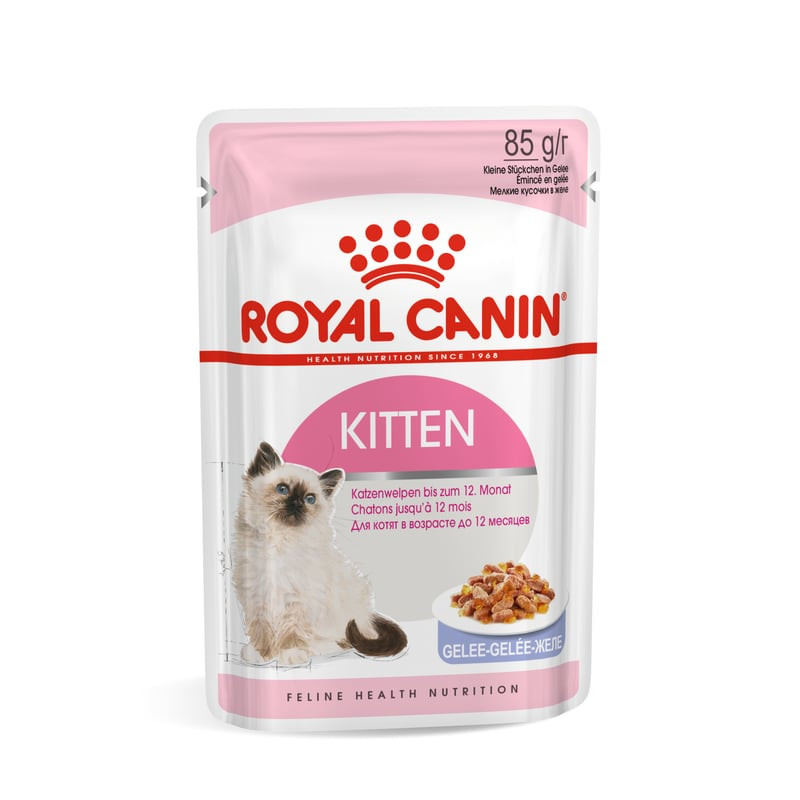 Vue de face de l'emballage de pâtée Royal Canin Instinctive en gelée pour chaton, avec logo et illus