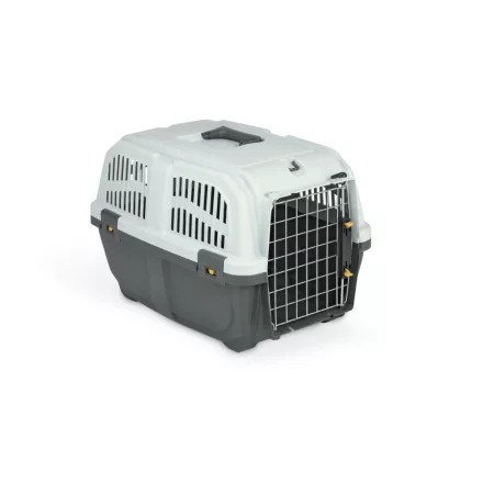 MPS Skudo 1 IATA pet carrier for cats and small dogs up to 12 kg, front view with secure metal door.