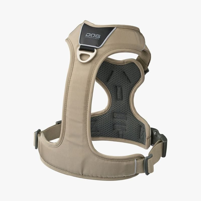 Vue arrière du harnais DOG Copenhagen Comfort Walk Pro™ en Wild Dune S.