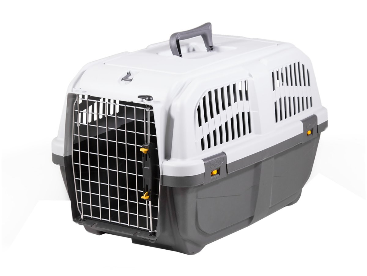 Side view of MPS Skudo 3 IATA pet transport cage highlighting its robust plastic construction and co