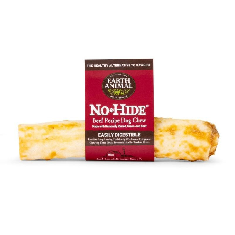 Packshot du packaging des No-Hide Beef Rolls Earth Animal, montrant l’étiquette du produit et un rou