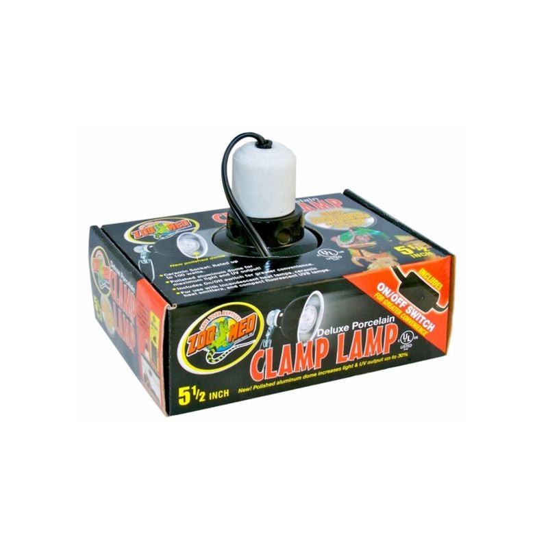 Vue angulée de la boîte Zoo Med Deluxe Porcelain Clamp Lamp montrant interrupteur on/off, douille en