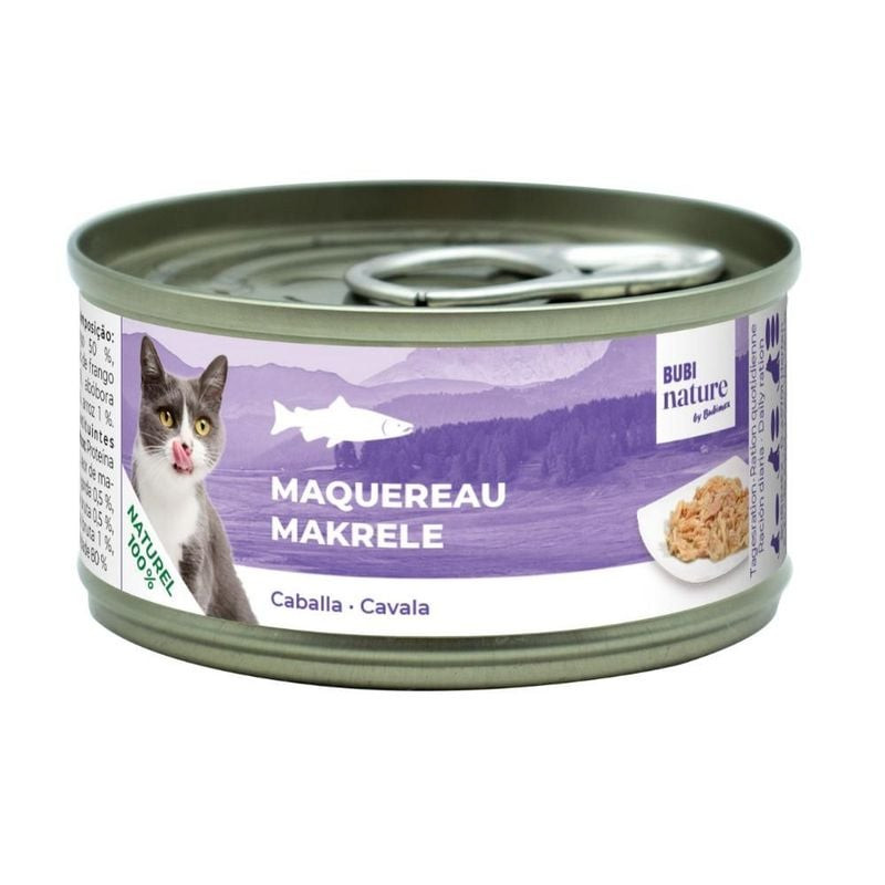 Boîte Bubimex Bubinature pâtée au maquereau pour chat, vue avant avec chat gris et blanc léchant sa 