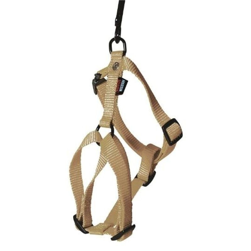 Vue en angle du harnais nylon réglable Martin Sellier beige, montrant sa structure.