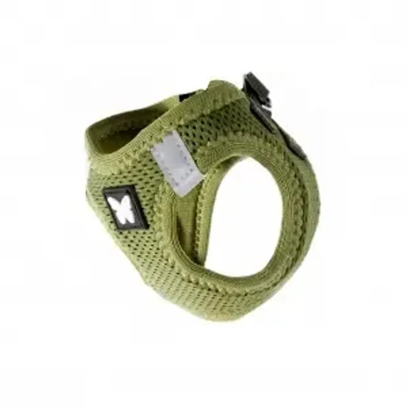 Gros plan sur le harnais Mesh Martin Sellier kaki 3XS : texture mesh, doublure matelassée, logo marq