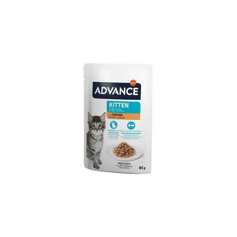 Packshot de la pâtée pour chaton au poulet Advance 85g, vue en angle mettant en valeur le design de 