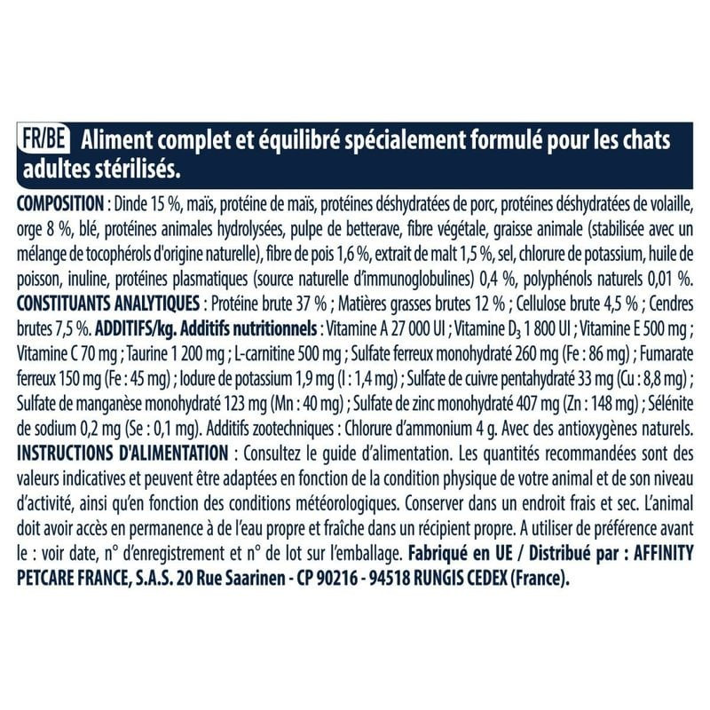 Gros plan des croquettes ADVANCE stérilisé anti-boules de poils - 1918150, montrant des petits morce