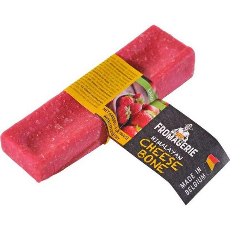 Packshot de Vadigran Cheese Bone Fraise, une friandise dure à base de lait pour chien présentée sur 