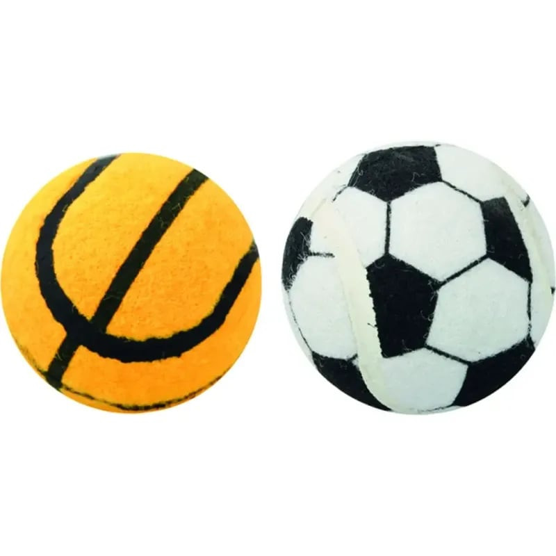 Gros plan sur les KONG Sport Balls Large mettant en évidence la surface en caoutchouc texturé et les